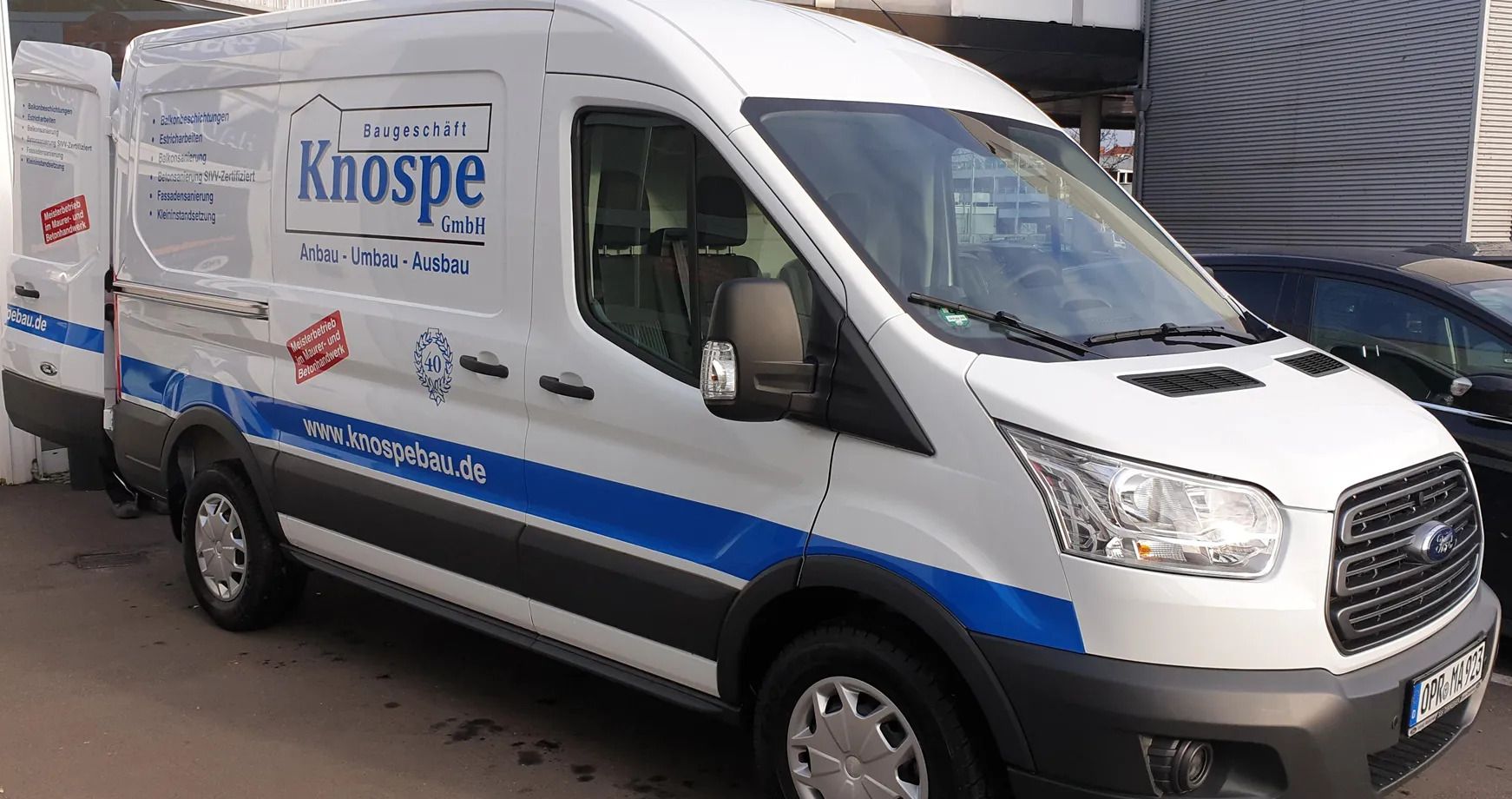 Kleininstandsetzung - Unser Firmenfahrzeug ist für Sie unterwegs!